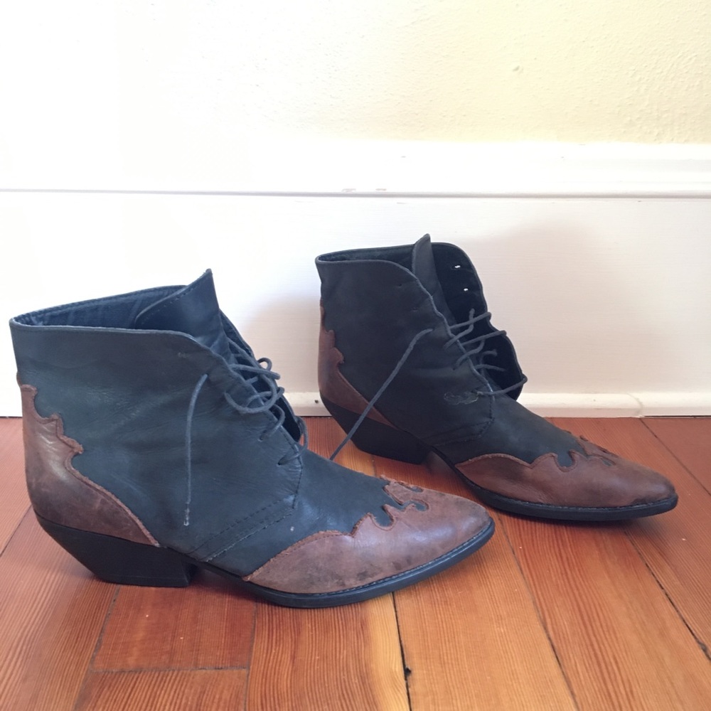 Vintage Lace Up Bootie